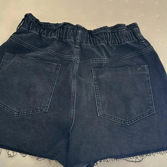 Zara - Picture 4 of 5